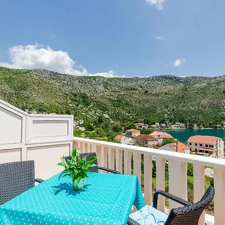 Couple Getaway Apartament